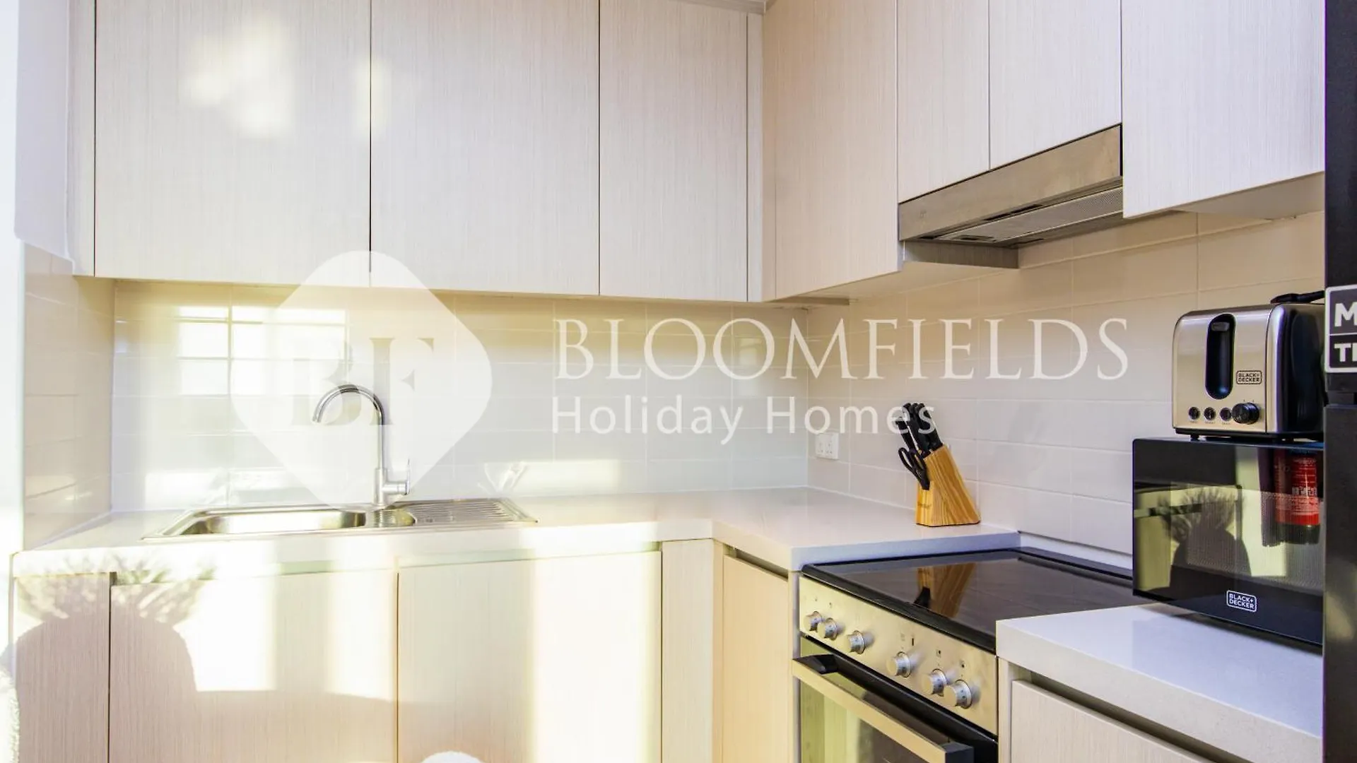 Апартаменты Bloomfields 1Br Deluxe In Water Edge Абу-Даби