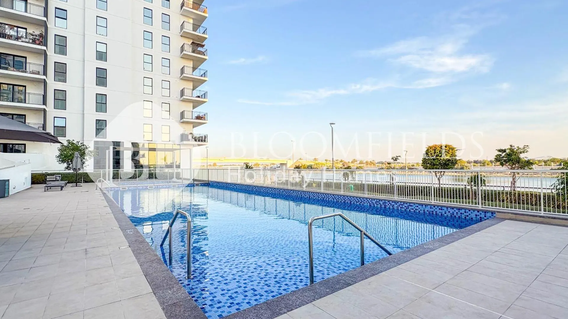 Апартаменты Bloomfields 1Br Deluxe In Water Edge Абу-Даби